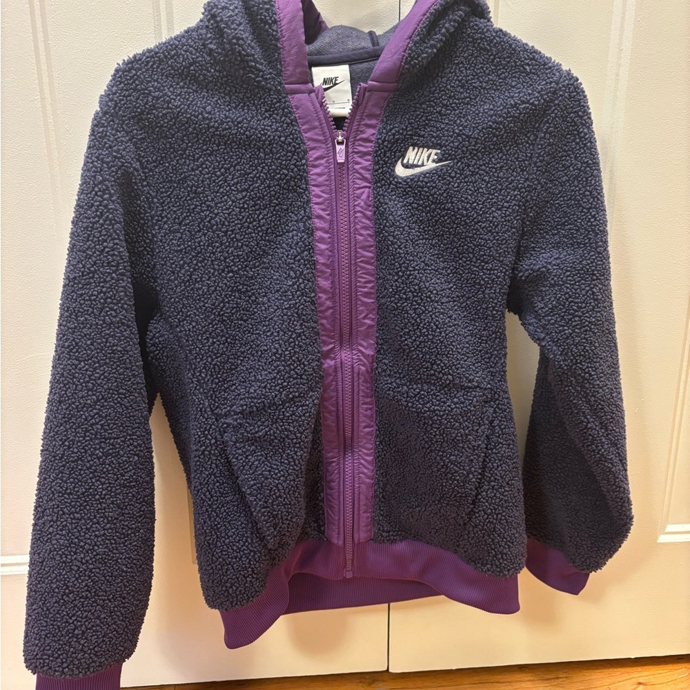 Boys Nike jacket.